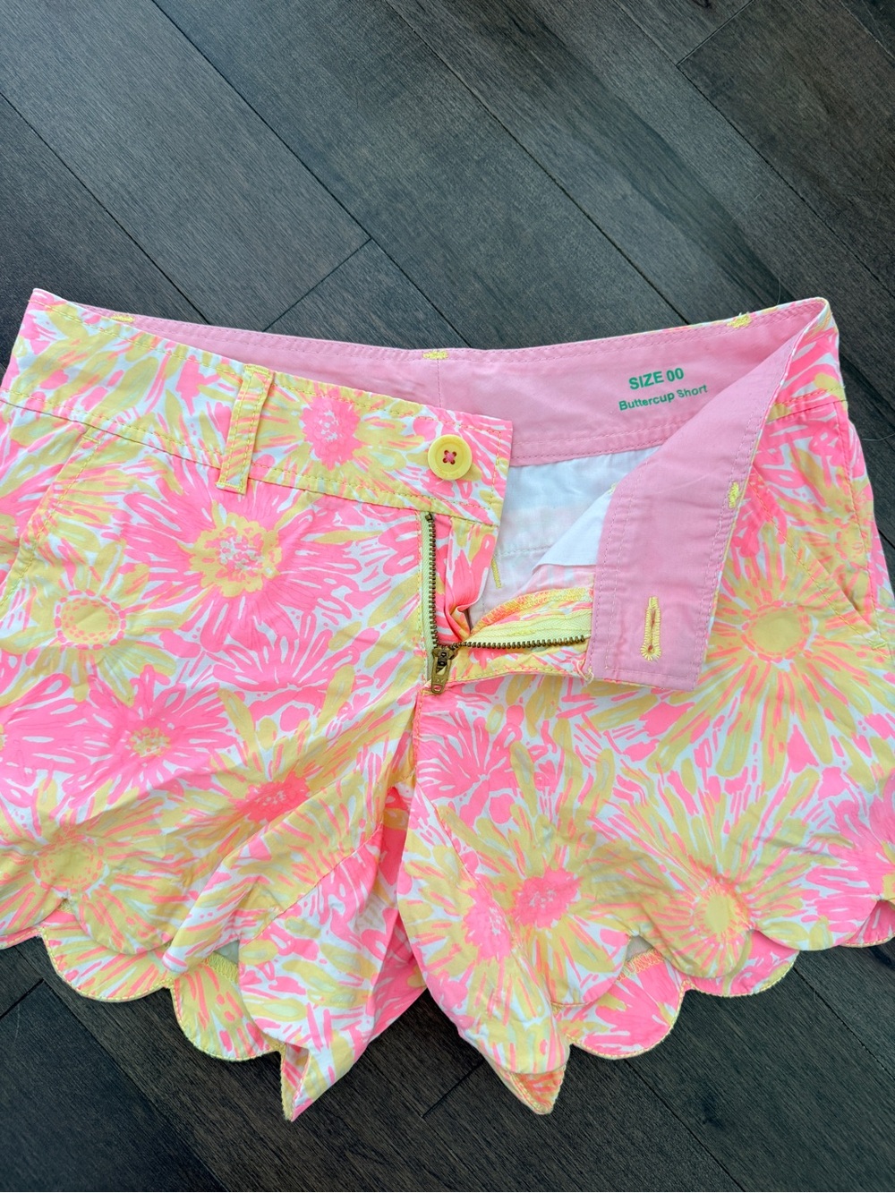 Lilly Pulitzer Pink & Yellow Floral Scallop-Hem Buttercup Shorts